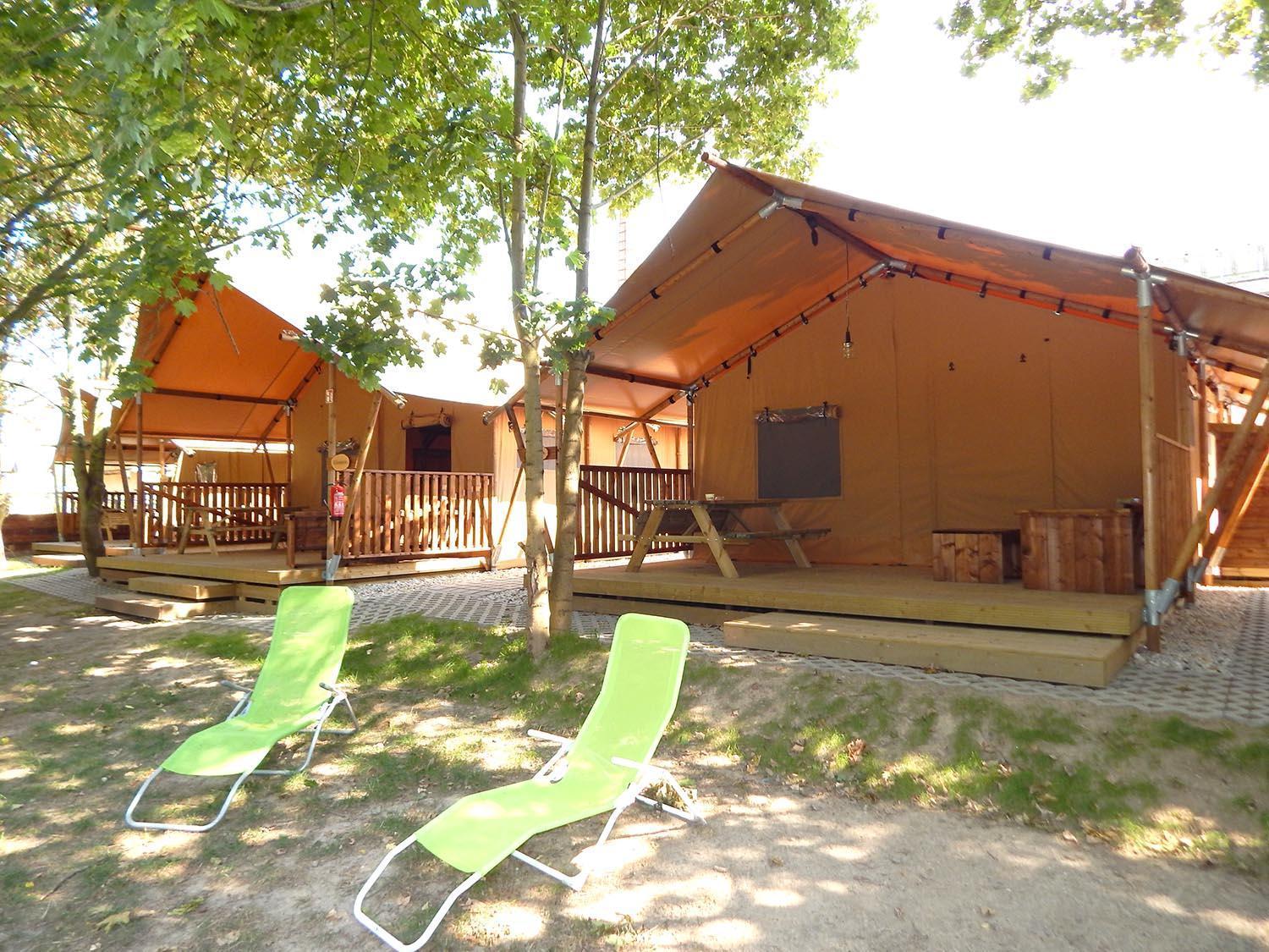 Campingplatz Am Treidlerweg Кенігштайн-ан-дер-Ельбе Екстер'єр фото